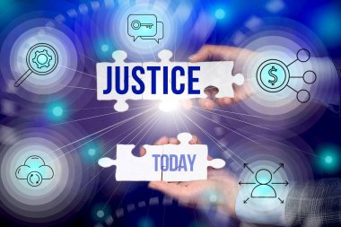 Adalet 'i gösteren bir mesaj. Çelişkili iddiaların ya da görevlerin kavramsal fotoğraf tarafsız ayarlanması El Tutma Yapboz Parçası Yeni Gelecek Teknolojileri Kilidi.