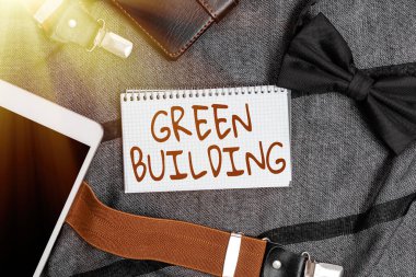 Yeşil Bina kavramsal ekran. Çevreye duyarlı, sürdürülebilir Smartphone Voice and Video Calls, Cep İçindekileri Gösteren bir yapı