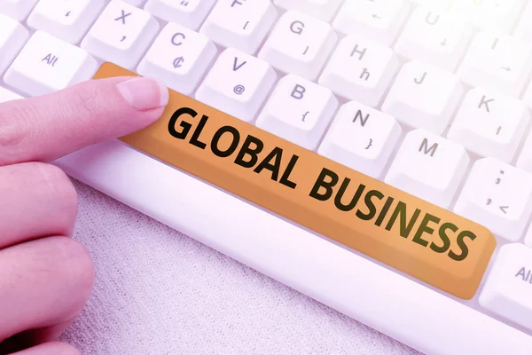 Konzeptionelle Darstellung Global Business. Word for Trade und Geschäftssystem eines Unternehmens, das auf der ganzen Welt neue Tippspielkonzepte, abstrakte Tippproblemlösungen entwickelt — Stockfoto
