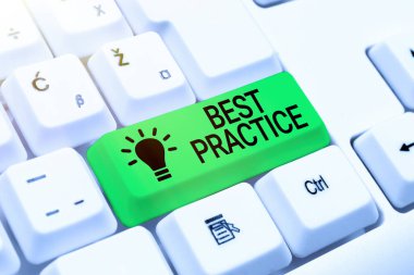 En İyi Uygulamayı sunan metin başlığı. Yeni Sözcük İşleme Programı oluşturulması, Karmaşık Programlama Kodlarının Düzeltilmesi, kabul edilen ticari prosedürler anlamına gelen kavram