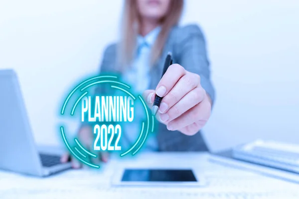 Wyświetlacz koncepcyjny Planowanie 2022. Koncepcja procesu tworzenia planów na coś w przyszłym roku Architekt Przesłuchanie Klienta, Reporther Gromadzenie Ważne informacje — Zdjęcie stockowe