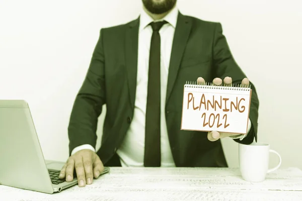 Handstilstext Planering 2022. Affärsidé process att göra planer för något nästa år Fjärrkontor Arbete online Presentera affärsplan och design — Stockfoto