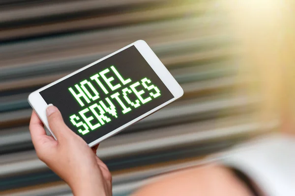 Kézírás szöveg Hotel Services. Üzleti ötlet Szolgáltatások Szállás és szálló felszereltsége Hang- és videohívás Az emberek összekapcsolása — Stock Fotó