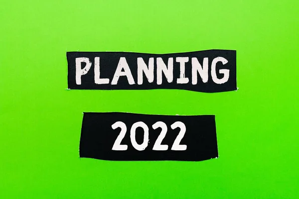 2022年概念性标题规划。为明年的事情制定计划的概念性的照片过程形成新的想法揭示接受变化的新想法 — 图库照片