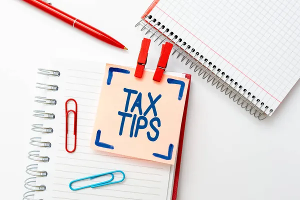 Handwriting text Tax Tips. Business concept compulsory contribution to state revenue levied by government Colorful Perpective Positive Thinking Creative Ideas And Inspirations — Stock Photo, Image