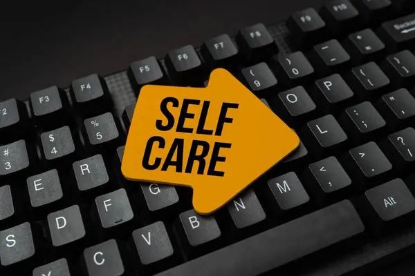 Pisanie tekstu Self Care. Koncepcja biznesowa praktyka podejmowania działań w celu poprawy własnego zdrowia Connecting With Online Friends, Dokonywanie znajomości w Internecie — Zdjęcie stockowe