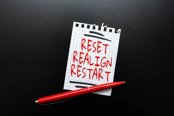 Вдохновение показывает знак Reset Realign Restart. Аудит Internet Concept Life поможет вам взглянуть на вещи в перспективе, думая о новых ярких идеях, обновляющих творчество и вдохновение — стоковое фото