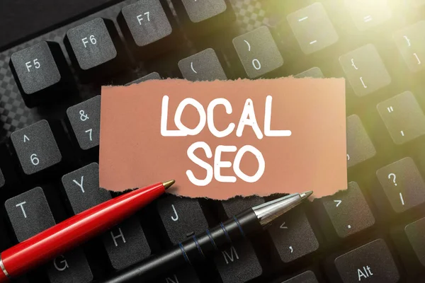 Legenda do texto apresentando Local Seo. O Word Written on ajuda as empresas a promover produtos e serviços para clientes locais Coletando dados importantes on-line, desenvolvendo o aplicativo de processamento de texto — Fotografia de Stock