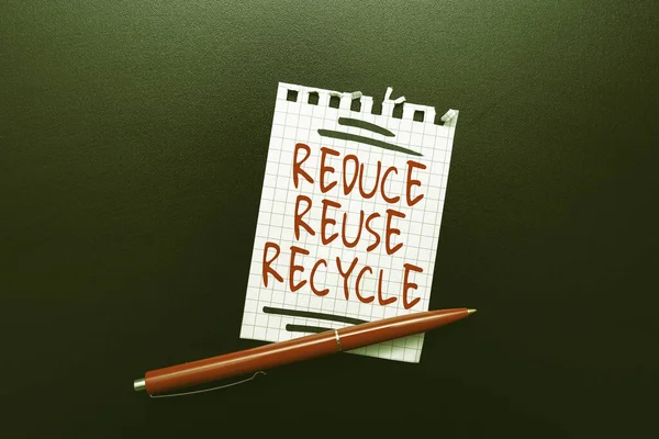 Escrever exibindo texto Reduzir Reutilizar Reciclagem. Foto conceitual ambientalmente responsável comportamento do consumidor Pensando em novas ideias brilhantes Renovando a criatividade e a inspiração — Fotografia de Stock