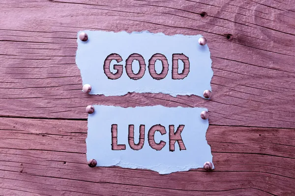 Schreiben mit Text Good Luck. Internet-Konzept wünschen ein positives Glück oder ein glückliches Ergebnis, dass eine Person haben kann Ersetzen alter Tapeten-Design, Erstellen neuer Wandmuster und Layout — Stockfoto