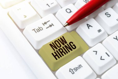 Kavramsal manşet Şimdi İşe Alma. Gelecekteki çalışanlarla iş ilişkisinin değerlendirilmesine yönelik kelime Yazıcı Şirket Belgeleri Oluşturma, Soyut Hızlı Yazma Fikirleri