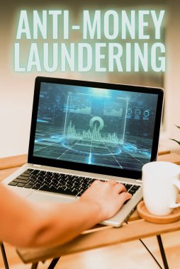 El yazısı metni Para Aklamaya Karşı. İnternet Kavram Yönetmeliği, Evden Çalışan Masaüstü Bilgisayarının Yanında Elle Dinlenen Yasadışı eylemler yoluyla gelir elde etmeyi durdurur.