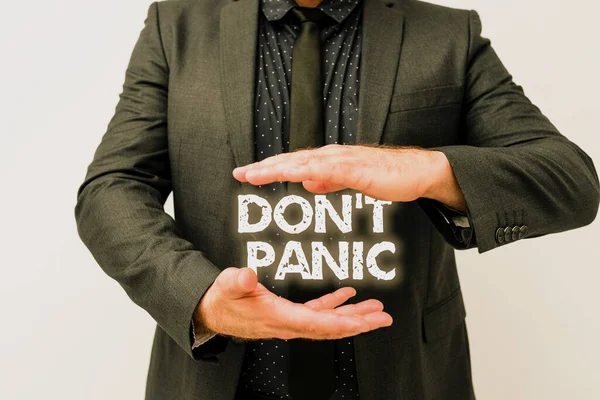 Rukopis Don T Panic. Obchodní přístup se najednou cítí tak znepokojen nebo vystrašený, že se nemůžete chovat prezentovat nové plány a nápady demonstrující plánovací proces — Stock fotografie