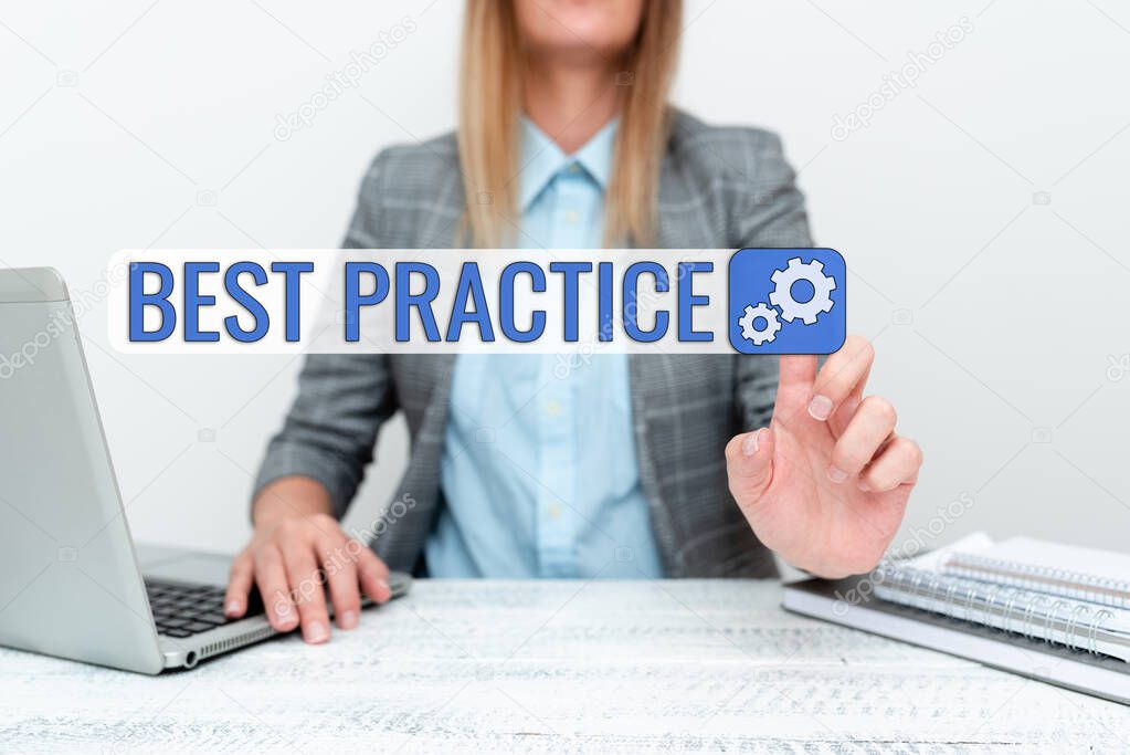 Text showing inspiration Best Practice. Word for commercial procedures that are accepted prescribed being correct Giving New Hires Company Introduction, Explaining Business Policies