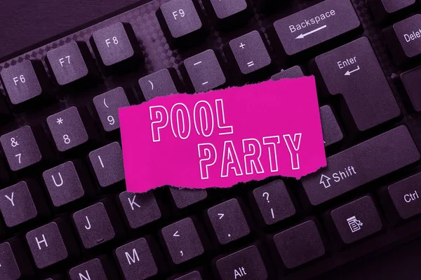 Текст, показывающий вдохновение Pool Party. Празднование бизнес-витрины, включающей активные действия в бассейне Реферат Создание онлайн-сервисов печати, обучение программному коду — стоковое фото