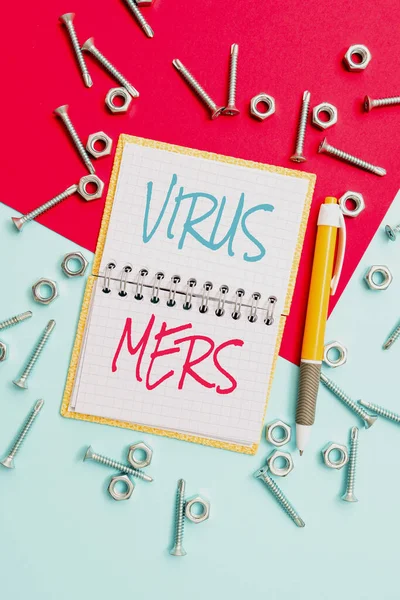 Az ihlet Virus Mers jeleit mutatja. Üzleti megközelítés vírusos légzőszervi megbetegedések, amelyeket először Szaúd-Arábiában jelentettek Workshop Karbantartás és javítás Mechanikus munkaterület ötletek és tervek — Stock Fotó