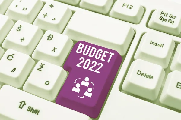 Inspiração mostrando sinal Orçamento 2022. Estimativa de conceito de negócio de receitas e despesas para o próximo ano ou ano em curso. — Fotografia de Stock