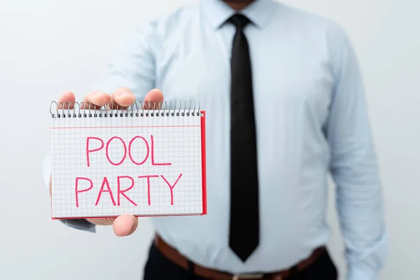 Cartel mostrando Pool Party. Celebración del concepto de negocio que incluye actividades en una piscina Presentación de nuevos planes e ideas Demostración del proceso de planificación —  Fotos de Stock