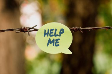 Bana yardım et. Kavram, birinden size yardım etmesini istemektir. Takım çalışması gönüllüsü Yeni Parlak Fikirler Düşünüyor Yaratıcılık ve İlham Veriyor.