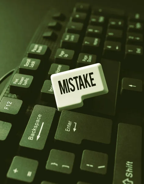 Writing displaying text Mistake. Business concept Something not correct Lack of accuracy Wrong Incorrect Fail Typing And Publishing Descriptions Online, Writing Informative Data — Stock Photo, Image