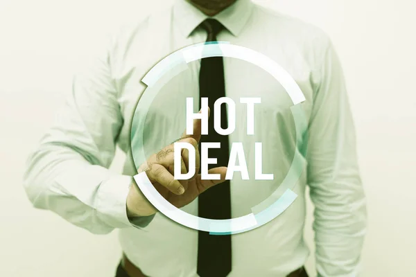 Conceptuele bijschrift Hot Deal. Word Written on A agreement through which one of the paties is offered and accept Presentating New Plans And Ideas Demonstrating Planning Process — Stockfoto
