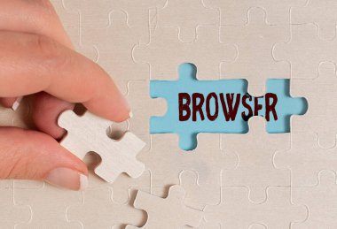 Tarayıcıyı gösteren bir tabela. İşletme genel görünümü bilgisayar programı HTML dosyalarını görüntüleyen grafiksel kullanıcı arayüzü Eksik Son Parça Parçalı Tamamlanmamış Beyaz Yapboz Deseni Bulmacası