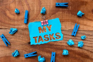 Metin gösterimi yazılıyor Görevlerim. İş yaklaşımı genellikle belirli bir zamanda tamamlanmak üzere atanan iş parçası Renkli Perspektif Pozitif Düşünme Yaratıcı Fikirler ve İlham