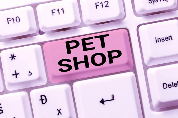 Manuscrito texto Pet Shop. Conceito de negócio Negócio de varejo que vende diferentes tipos de animais ao público Typing Online Network Protocols, Criando Novo Programa de Firewall — Fotografia de Stock