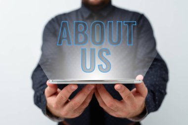 Bizim hakkımızda el yazısı. Yeni Teknoloji Fikirlerinin Teknolojik Gelişmeyi Tartışma Konsepti 'nin sunulmasıyla kimin veya neyin ilişkili ya da neyle ilgili olduğunu tanıtmak için internet kavramı