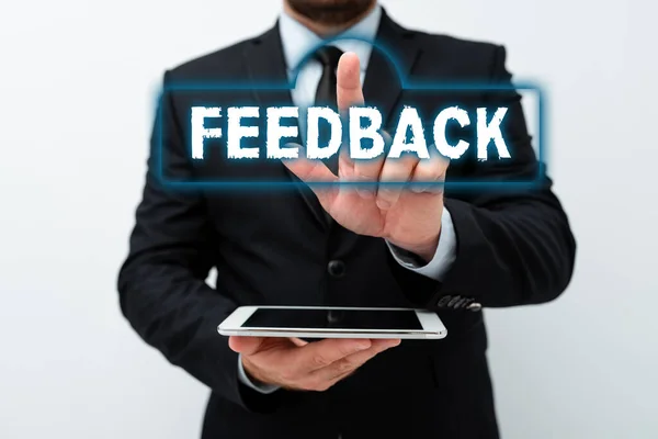 문자 캡처는 Feedback 을 표시한다. 인터넷 개념 정보 (Internet concept information) 제품 사용 자의 업무 수행 수행에 대한 정보 뉴 테크놀로지 아이디어 논의 기술 개선 — 스톡 사진