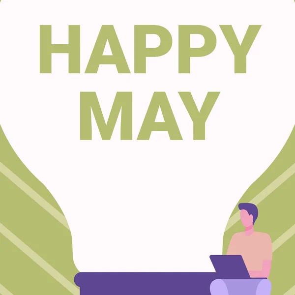 Schriftzug "Happy May". Internet-Konzept Frohen neuen Monat Gute Wünsche Frischer Start Feiertag Gentleman sitzen und Laptop neben einer großen Glühbirne. — Stockfoto