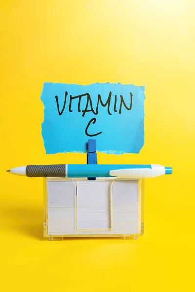 Tegn som viser vitamin C. Concept som betyr at det fremmer tilheling og hjelper kroppen med å absorbere jern-askorbinsyre fargerik Idea Presentasjon som viser meldinger om friske tanker – stockfoto