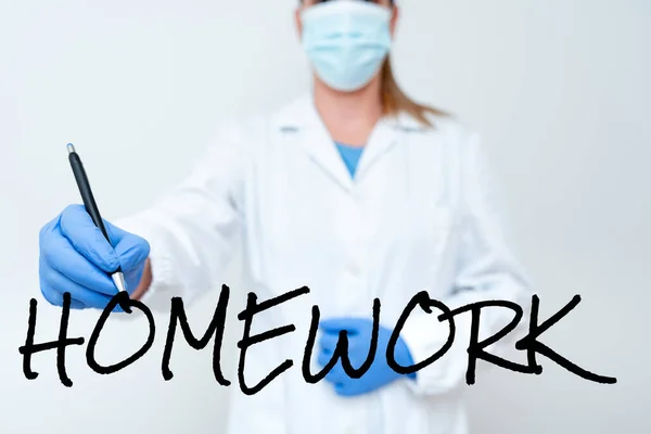 Ödev sunan metin başlığı. Konsept, sınıf dışında ya da evde yapılacak ödev anlamına gelir. Yeni Bilimsel Keşfi sunan Tıbbi Fikirler sunar. — Stok fotoğraf