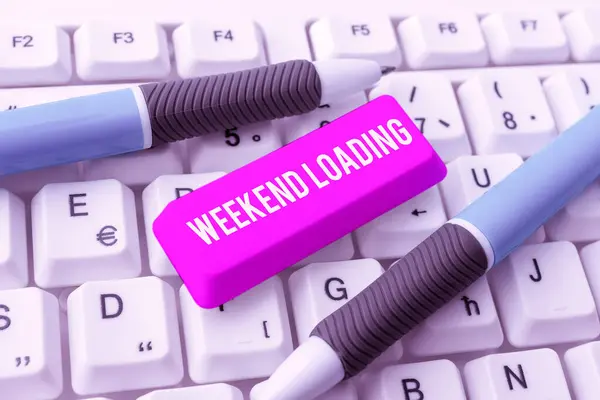 Ruční nápis Weekend Loading. Word Written on Starting Friday party relax happy time resting Vacations Creating Online Chat Platform Program, Typing Science Fiction Romel — Stock fotografie