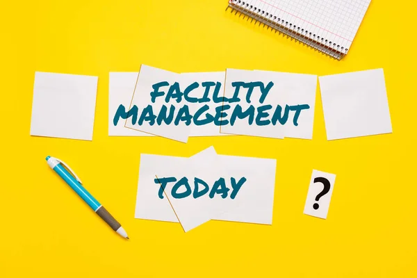Handwriting text Facility Management. Business concept Multiple Function Discipline Environmental Maintenance Critical Thinking Finding Clues Answering Questions Collecting Data — Stock Photo, Image