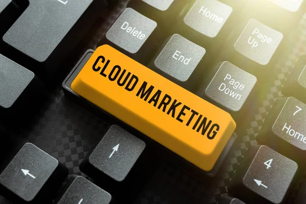 Handstilstext Cloud Marketing. Affärsidé Processen för en organisation att marknadsföra sina tjänster Ansluta med online-vänner, göra bekantskaper på Internet — Stockfoto