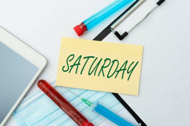 Kavramsal manşet Cumartesi. İş görüşmeleri Hafta sonunun ilk günü Dinlendirici Zaman Tatil Anı Virüs Farkındalığı Mesajı Gönderme, Virüs Salgınından Kaçınma