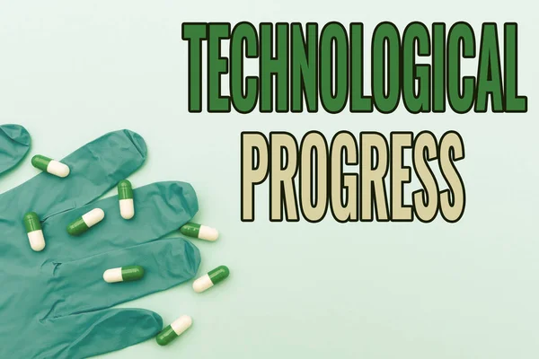 Szöveges felirat, amely bemutatja a technológiai fejlődést. Fogalmi fotó átfogó folyamat a találmány Innováció diffúzió előírt gyógyszerek Vitaminok és ásványi anyagok Tabletták és orvosi kellékek — Stock Fotó