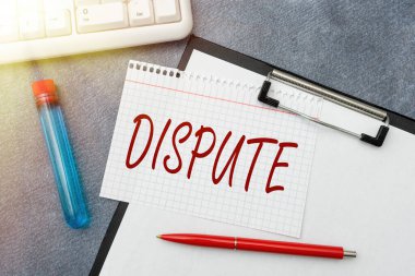 Anlaşmazlığı gösteren bir işaret. Tıbbi Notlar, Bilimsel Çalışmalar ve Tedavi Planları Yazan gruplar arasındaki ciddi tartışma veya anlaşmazlık