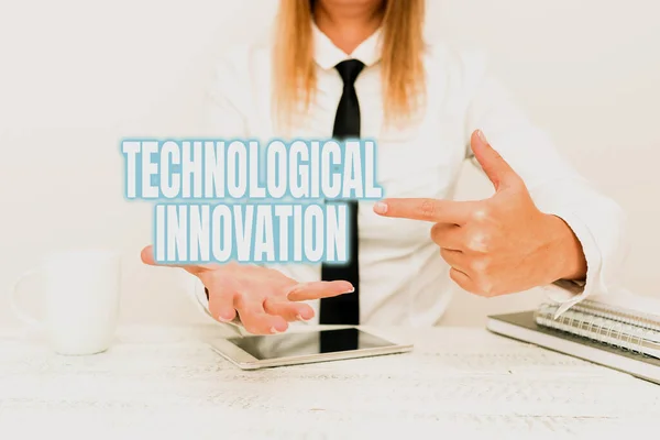 Conceptual display Technological Innovation. Business overview New Invention from technical Knowledge of Product App Developer Presenting New Program, Displaying Upgraded Device — Stock Photo, Image