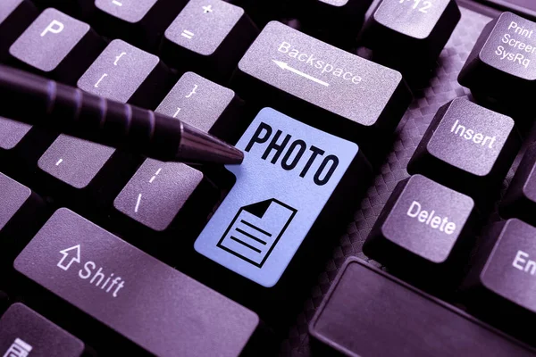 Handschrift tekst foto. Zakelijk concept het niet-objectieve motief dat niet anders kan worden omschreven. Abstract Het typen van nieuwe zakelijke leuze Bericht, Het schrijven van marktstrategieën — Stockfoto