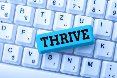 El yazısı metni gelişiyor. İş genel değerlendirmesi olumlu düşünmeye devam edin ve Gelişme Zamanı Karakter Özgeçmişi Hikayesi Yazma, Yeni Sosyal Medya Hesabı Oluşturma