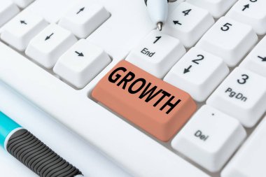 Metin işareti büyümeyi gösteriyor. Yeni İnteraktif Web sitesi geliştirme, Programlama Kodları Düzenleme, Yaşlanma boyutu ve meyve suyunu arttırma, iş yaklaşım süreci