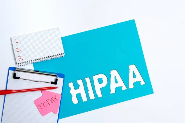 Texto de escritura Hipaa. Enfoque empresarial Acrónimo significa Seguro de Salud Portabilidad Rendición de cuentas Visualización de diferentes notas adhesivas de color Arreglado en flatlay Lay Background — Foto de Stock