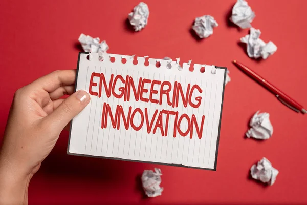 Mühendislik İnovasyonunu gösteren metin işareti. Mantık ve Matematiksel Form Yazma Notları ve Önemli Fikirler Yeni İlan Tahtası Tasarımları ile ifade edilen kavramsal fotoğraf süreci