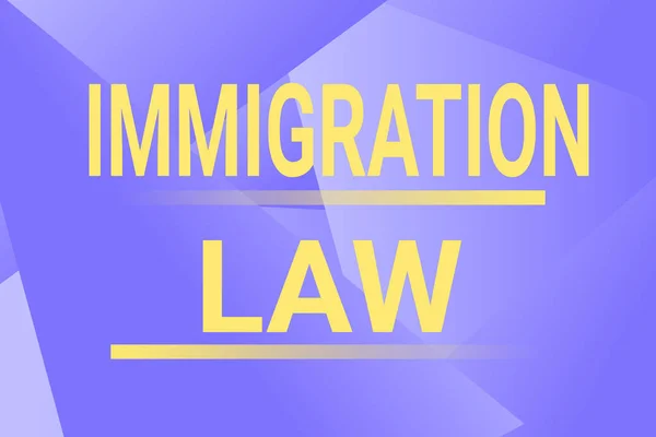 이민국의 이민법 (Concepted caption Immigration Law). 시민의 이민을 의미하는 개념은 여러 가지 모양 과 색상 이 있는 일러스트 레이티 드 백 그라운드 (Illustrated Background With Various Shapes and Colours) 라는 여행 선을 만드는 것 이 합법적 이다.. — 스톡 사진