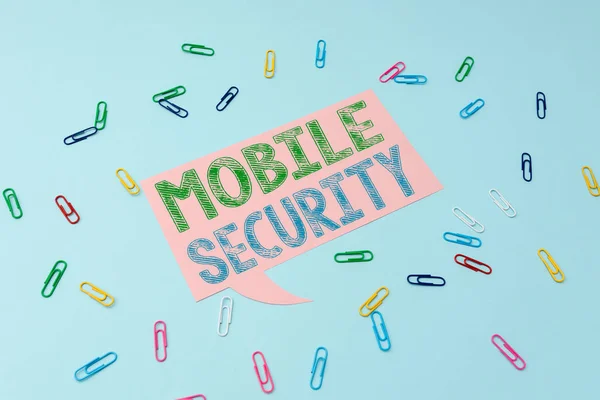 Podpis koncepcyjny Mobile Security. Pomysł na biznes Ochrona telefonu komórkowego przed zagrożeniami i słabościami Kolorowe materiały biurowe Jasne miejsca pracy Materiały warsztatowe — Zdjęcie stockowe