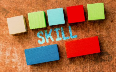 Skill 'i gösteren metin işareti. Yeni Parlak Fikirlerin Yaratıcılık ve İlham Verdiğini Düşünmek 'i uygulamada etkili ve kolay bir şekilde kullanabilme yeteneği bilgidir.