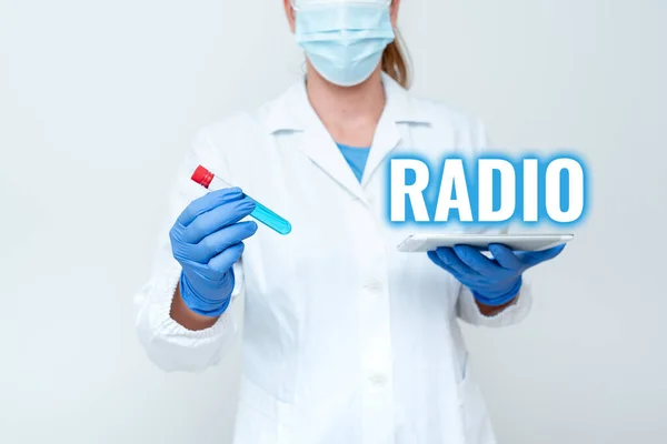 Rukopisný text Rádio. Činnost podnikatelského přístupu nebo průmysl vysílání zvukové programy pro veřejnost Studium nové lékařské technologie Analýza medicíny objev — Stock fotografie