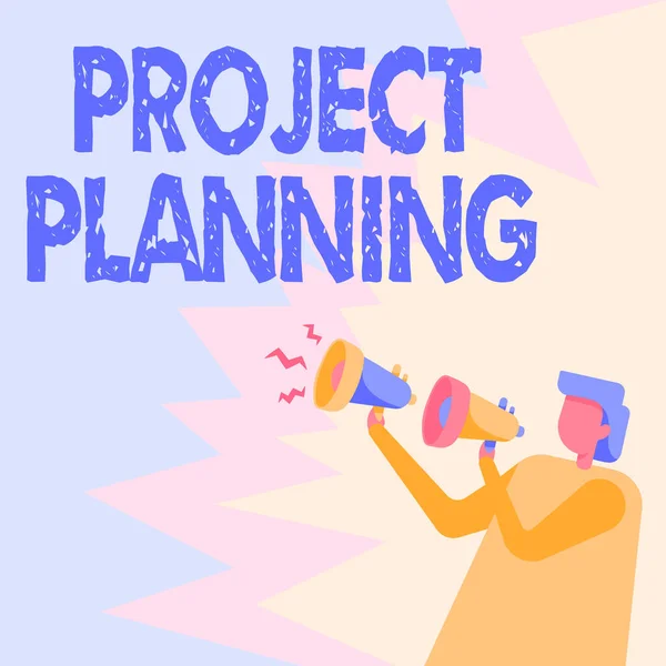 Ispirazione mostrando segno Project Planning. Schemi di panoramica aziendale come grafici Gantt per pianificare i progressi Business man Drawing Holding Un paio di megafoni Fare un nuovo annuncio. — Foto Stock